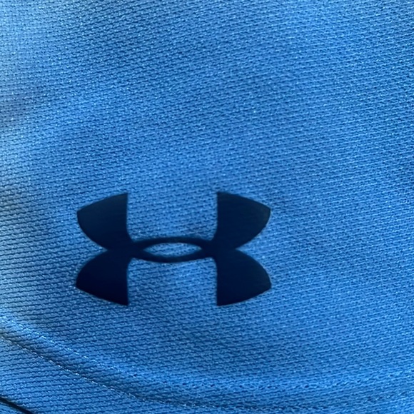 Two pairs of Under Armour shorts, size L - Picture 3 of 6